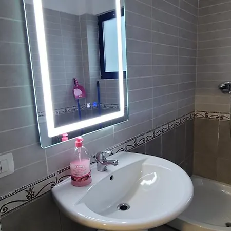 Adriatik Retreat And Relax Lägenhet Golem (Tirana)